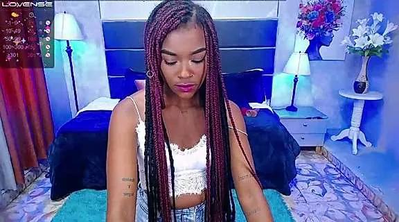 hally_berry from StripChat