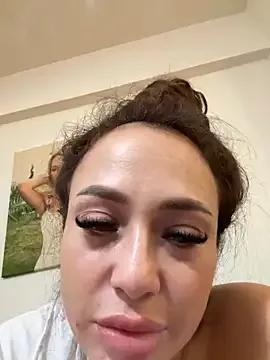 hannacandii from StripChat is Freechat