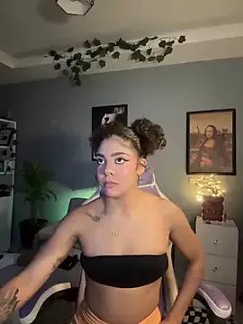 hannachris- from StripChat is Freechat
