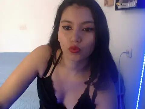 Try our girls live displays and explore the company of endless strippers, with beautiful physiques, vibrating toys and more.
