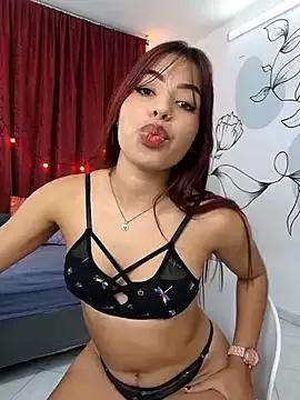 Hannawalker from StripChat is Freechat