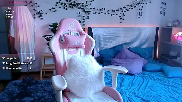Hanny_Miles from StripChat is Freechat