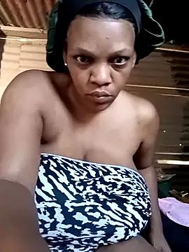 HappygalTheQueen from StripChat is Freechat
