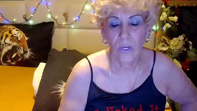 HappyWomanOn from StripChat is Freechat