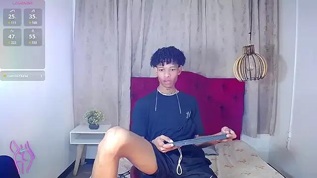 HardBoysXX from StripChat is Freechat