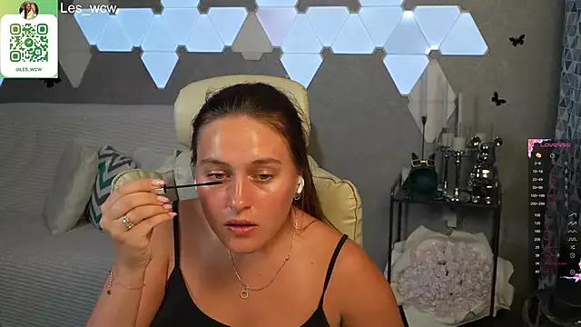 HarleyDeess from StripChat is Freechat