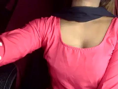 heartless_Queen from StripChat is Freechat
