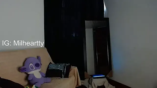 heartty_Milah — What if we study... but with kisses?