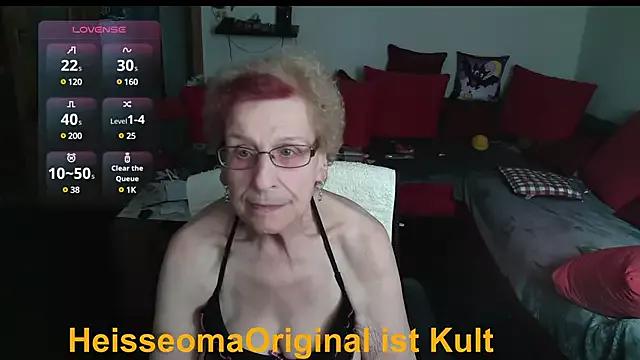 HeisseomaOriginal from StripChat is Freechat