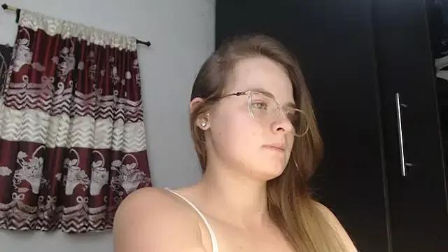 HellenMiyer1111 from StripChat