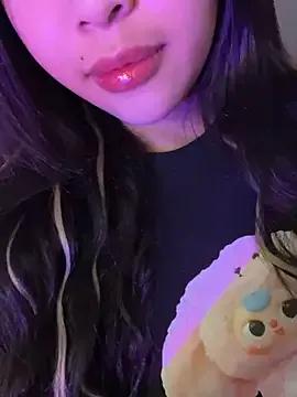 Henna192 from StripChat