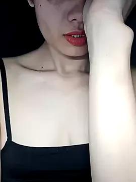 Try our girls live displays and explore the company of endless strippers, with beautiful physiques, vibrating toys and more.