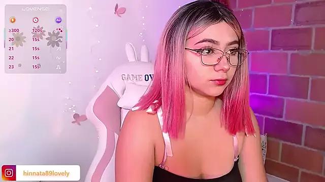 Try our girls live displays and explore the company of endless strippers, with beautiful physiques, vibrating toys and more.