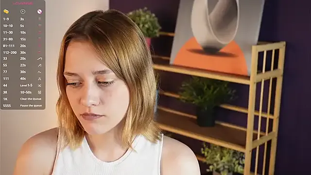 Avatar of HollieCollelo