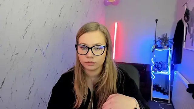 holly_xglam's avatar