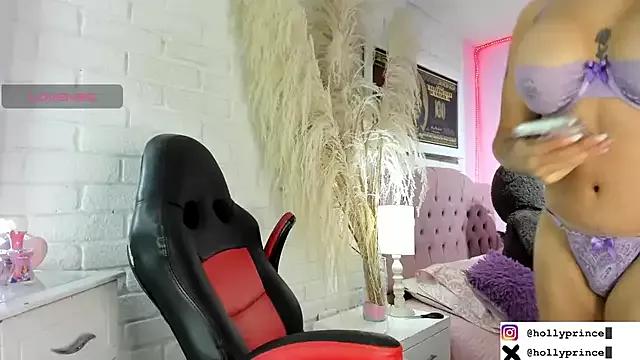 Try our girls live displays and explore the company of endless strippers, with beautiful physiques, vibrating toys and more.