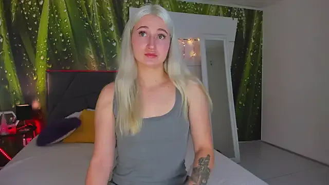 Avatar of HollyTailors