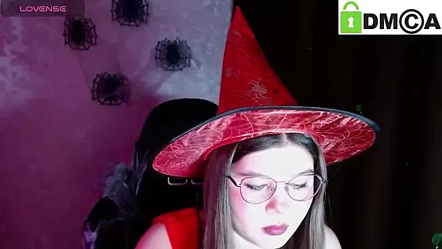 Try our girls live displays and explore the company of endless strippers, with beautiful physiques, vibrating toys and more.