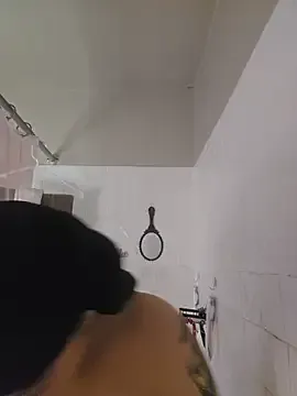 honeeyyy_pot — Freechat on StripChat