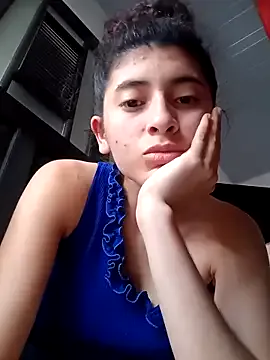 Avatar of honeyhotgirl19