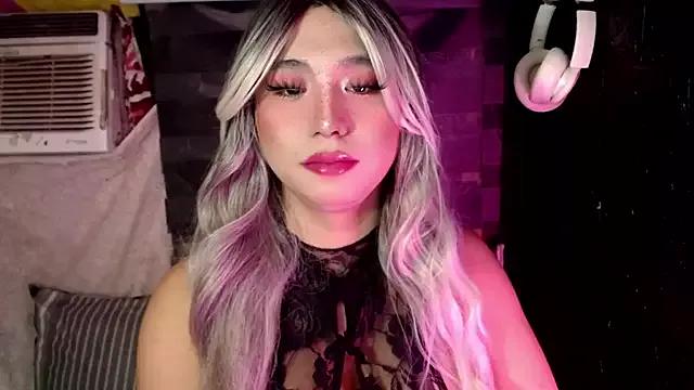 HoresCOCKLUCY from StripChat is Freechat