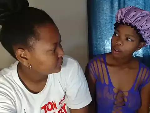 HornyBabe06 from StripChat is Freechat