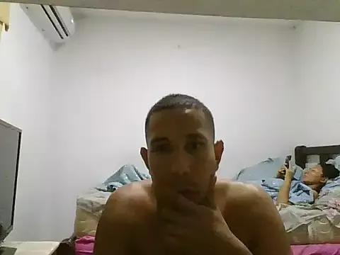 hot_mechanic from StripChat is Freechat
