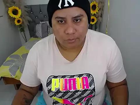 hotlesby_valery from StripChat is Freechat