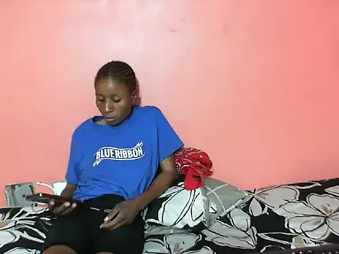 Avatar of HotPetite_25