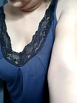 HotSpicyGujju from StripChat is Freechat