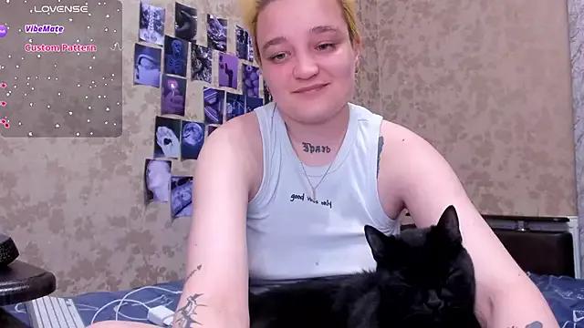 hotty_LInn from StripChat is Freechat