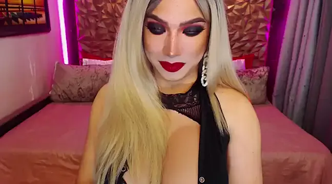 Avatar of HugeCockDominantXxX