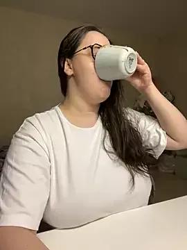 Try our girls live displays and explore the company of endless strippers, with beautiful physiques, vibrating toys and more.