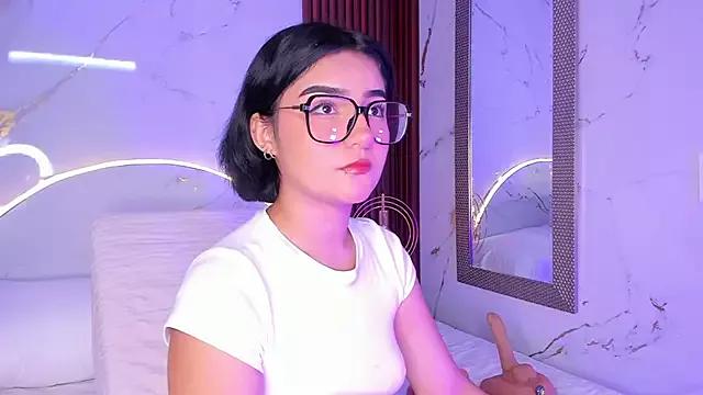 iam_eloisex from StripChat is Freechat