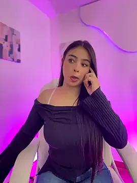 Try our girls live displays and explore the company of endless strippers, with beautiful physiques, vibrating toys and more.