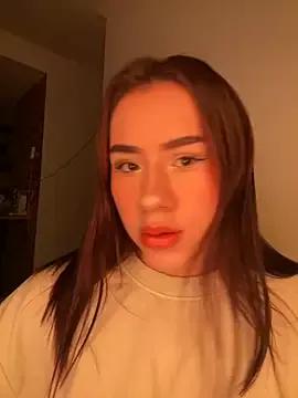 Try our girls live displays and explore the company of endless strippers, with beautiful physiques, vibrating toys and more.