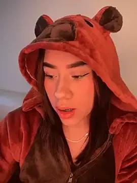 Try our girls live displays and explore the company of endless strippers, with beautiful physiques, vibrating toys and more.