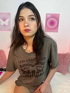 Try our girls live displays and explore the company of endless strippers, with beautiful physiques, vibrating toys and more.