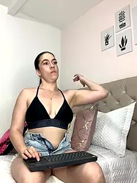 Try our girls live displays and explore the company of endless strippers, with beautiful physiques, vibrating toys and more.