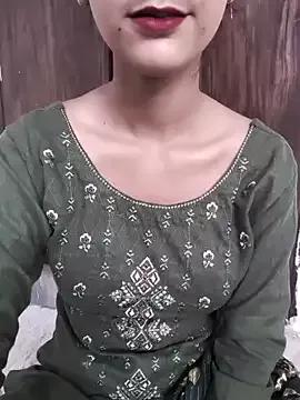 Indian-Aleena from StripChat is Freechat