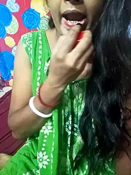 Indian-oyo-boudi from StripChat is Freechat