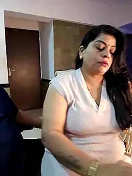 Indiancouple25 from StripChat is Freechat