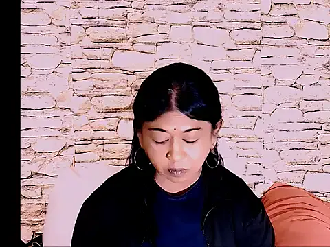 Avatar of IndianPleasurez1