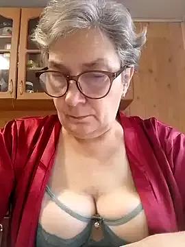 Try our girls live displays and explore the company of endless strippers, with beautiful physiques, vibrating toys and more.