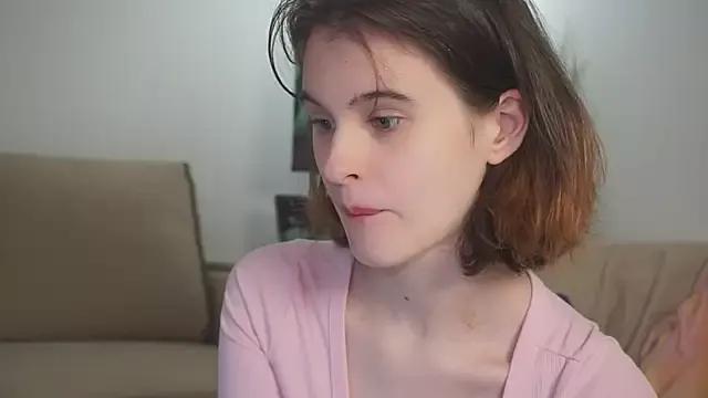 Iris_pure from StripChat is Freechat
