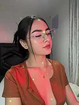 IrisBrowm from StripChat is Freechat