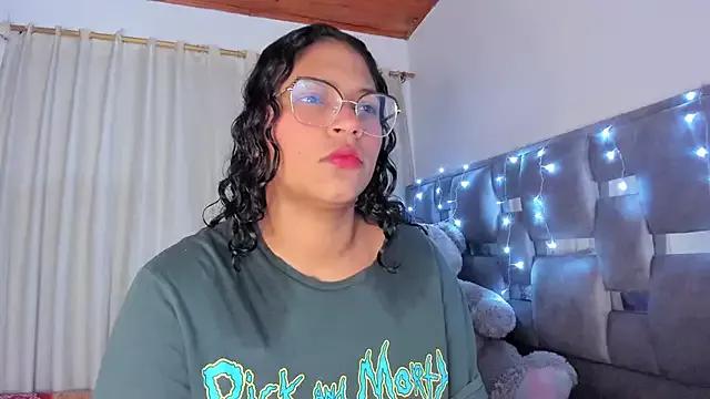 iriss_25 from StripChat