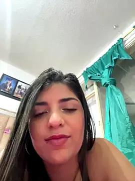 Try our girls live displays and explore the company of endless strippers, with beautiful physiques, vibrating toys and more.