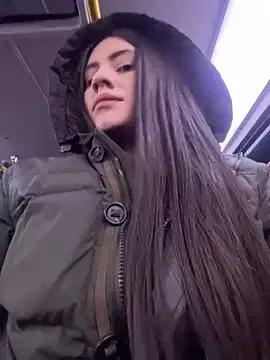 Isabella21_ from StripChat is Freechat