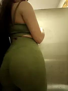 Try our girls live displays and explore the company of endless strippers, with beautiful physiques, vibrating toys and more.